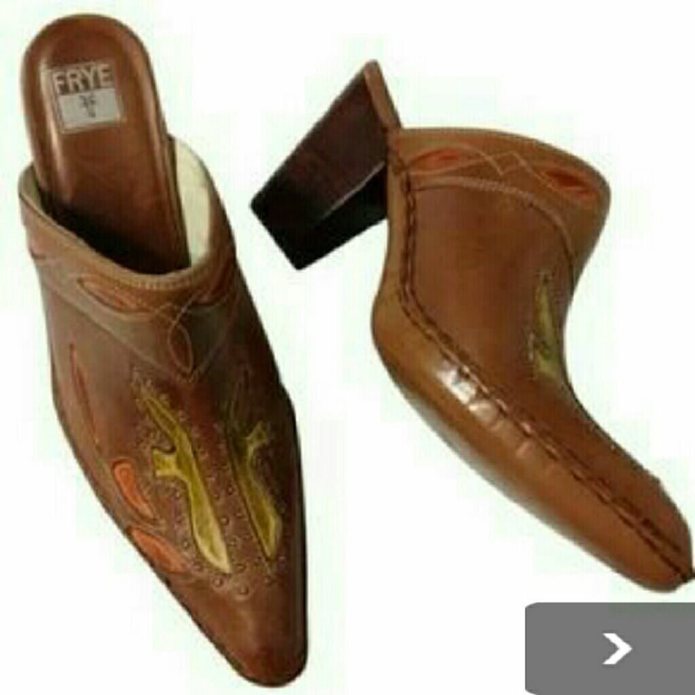 Beautiful FRYE mules size 9
